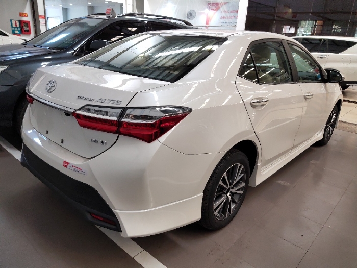 Corolla Altis 2021 mới tại Toyota An Sương