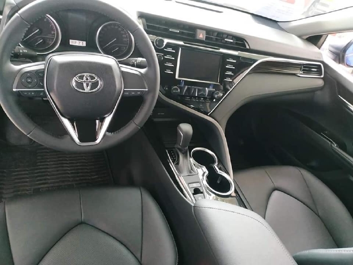 Toyota Camry 2021 mới tại Toyota An Sương