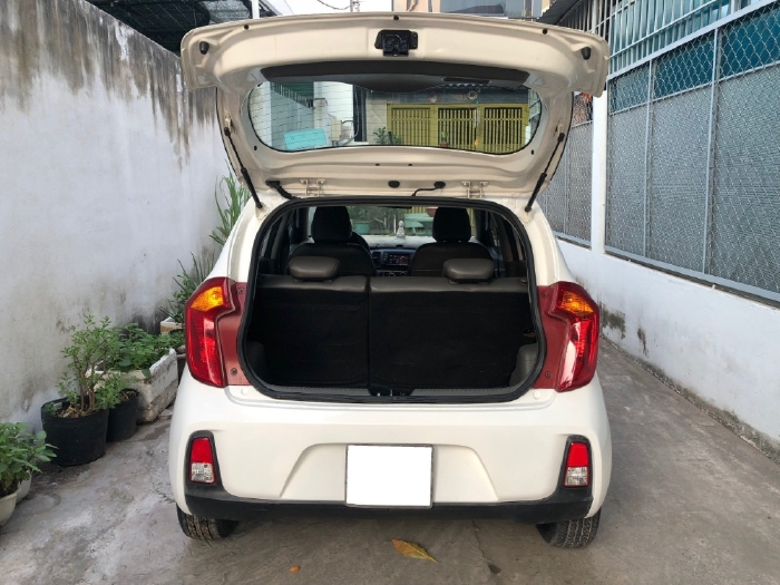 Gia đình cần bán xe Kia Moring 2018, động cơ 1.2L, số sàn, màu trắng