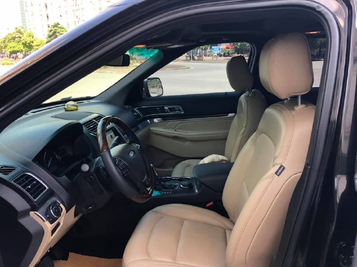 Gia đình cần bán Ford Explorer limited 2017, số tự động, máy xăng 2.3L Ecoboost I4, màu đen nhập Mỹ