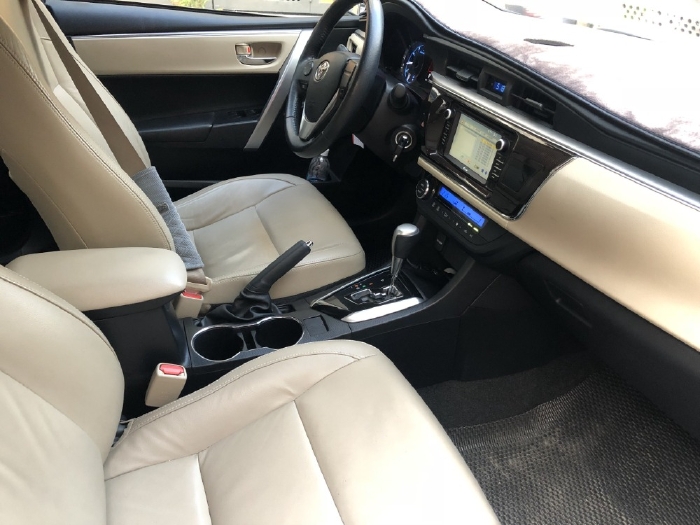 Mình bán Toyota Altis 2015, tự động 1.8, phom mới, màu xám xanh