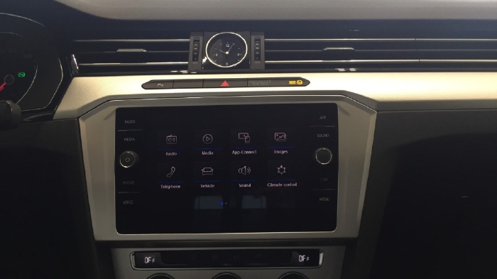 Bán Volkswagen Passat 1.8L TSI, DSG 7AT, xe Đức nhập khẩu 100% tại Đức. Ưu đãi tốt nhất trong tháng 2
