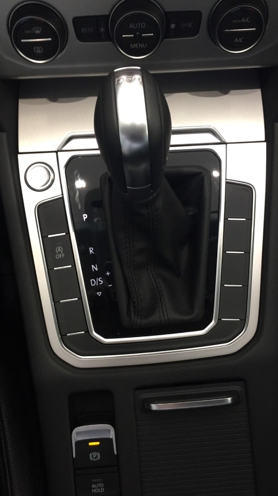Bán Volkswagen Passat 1.8L TSI, DSG 7AT, xe Đức nhập khẩu 100% tại Đức. Ưu đãi tốt nhất trong tháng 2