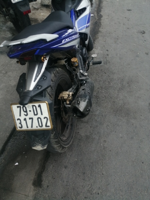 Excter 150 GP đời 2015 máy zin nổ êm có lên ít đồ chơi..