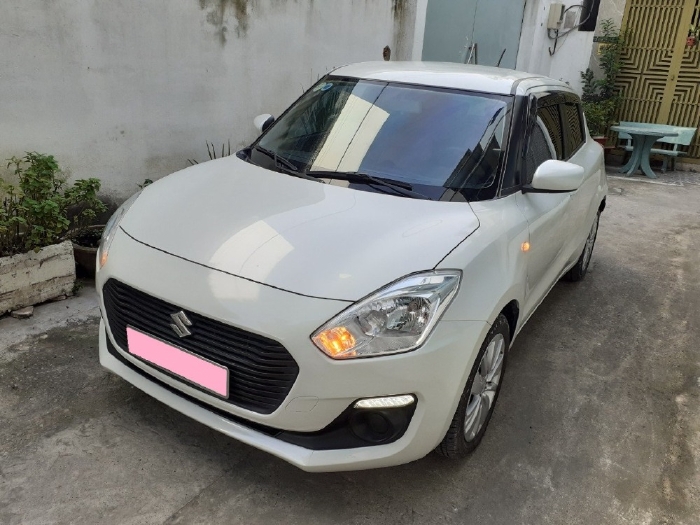  Suzuki Swift 2020 AT,màu Trắng, nhập Thái xe ô tô cũ đã qua sử dụng 