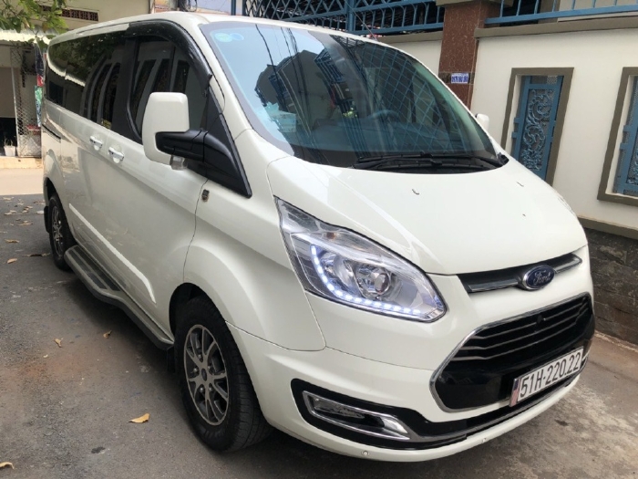 Ford Tourneo Limited 2019 đk 2020, tự động, màu trắng cực đẹp