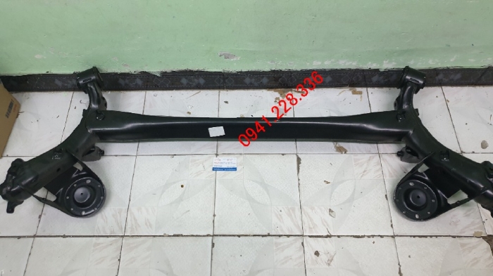 551003X100 cầu sau Hyundai Elantra