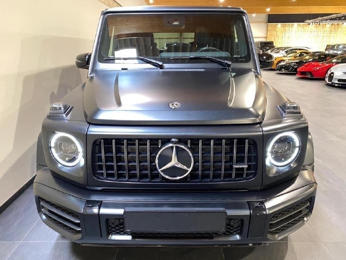Bán Mercedes G63 AMG 2021 màu đen,mới 100%, bản cao cấp nhất. xe giao ngay.