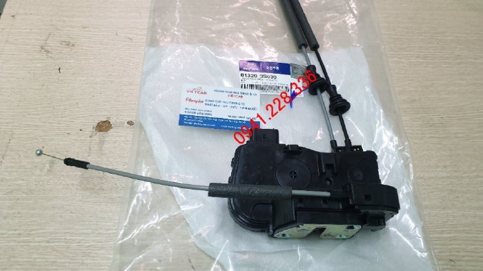 813103S030  813203S030 Ổ khóa ngậm cửa trước Hyundai Sonata