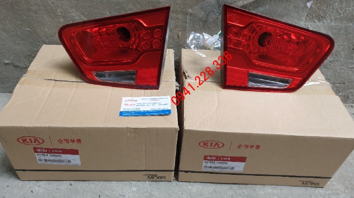 924031M000  924041M000  Đèn hậu miếng trong Kia Forte