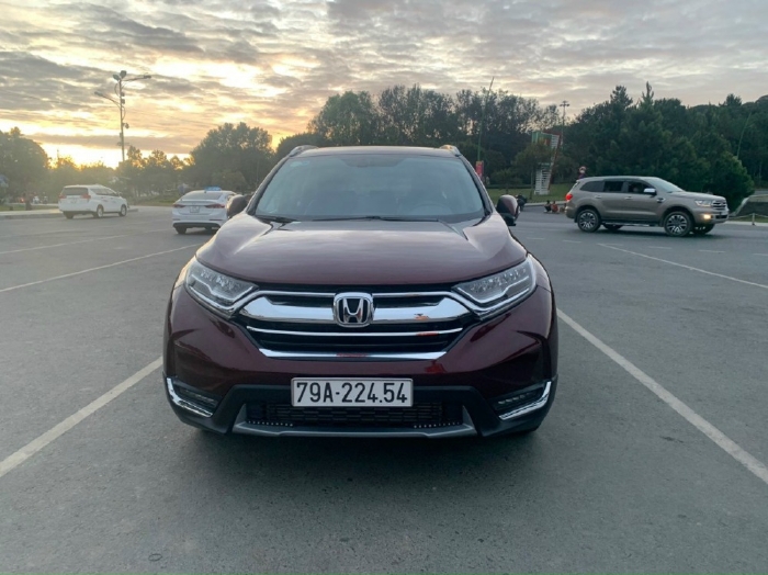 Cần bán Honda CRV 2019 nhập , có hỗ trợ Bank , giá TL khi xem xe