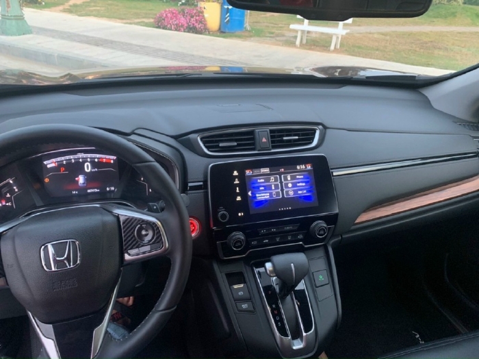 Cần bán Honda CRV 2019 nhập , có hỗ trợ Bank , giá TL khi xem xe