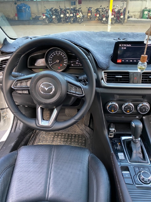 Bán nhanh Mazda 3 bản đủ , hỗ trợ Bank nhanh gọn , giá TL khi xem xe