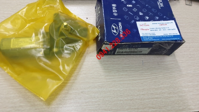 988104H100  988204H100  MÔ TƠ LÊN XUỐNG KÍNH CÁNH CỬA  HYUNDAI STAREX