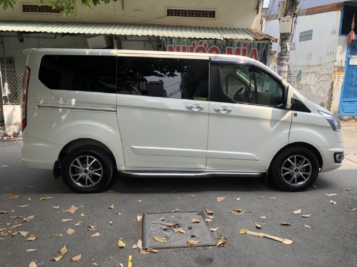 Ford Tourneo Limited 2019 đk 2020, tự động, màu trắng