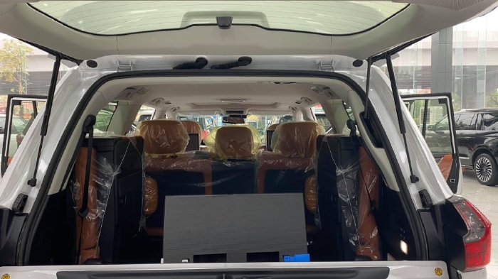 Lexus LX570 Super Sport 2021, mới 100% nhập Trung Đông, bản full, xe giao ngay.