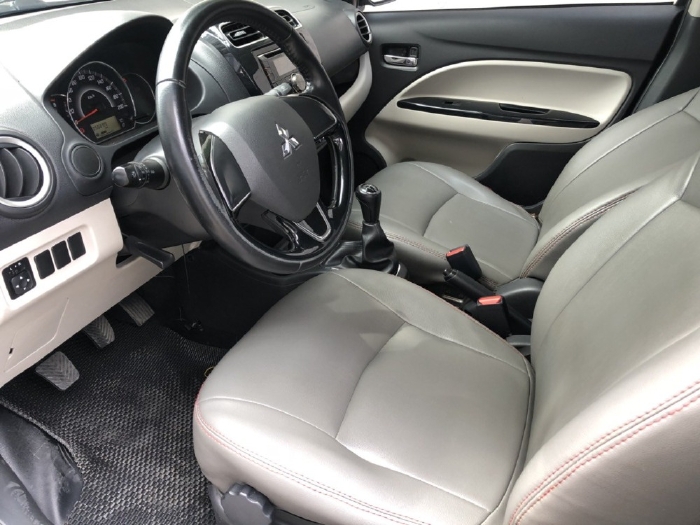 Mitsubishi Attrage đời 2018, số sàn, xe nhập khẩu Thái Lan