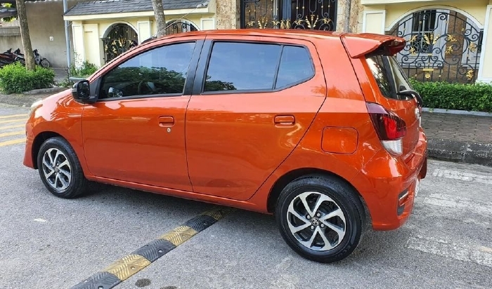 Toyota Wigo đời 2019, số tự động nhập Thái, màu đỏ cam