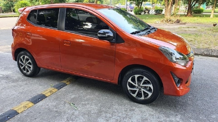 Toyota Wigo đời 2019, số tự động nhập Thái, màu đỏ cam