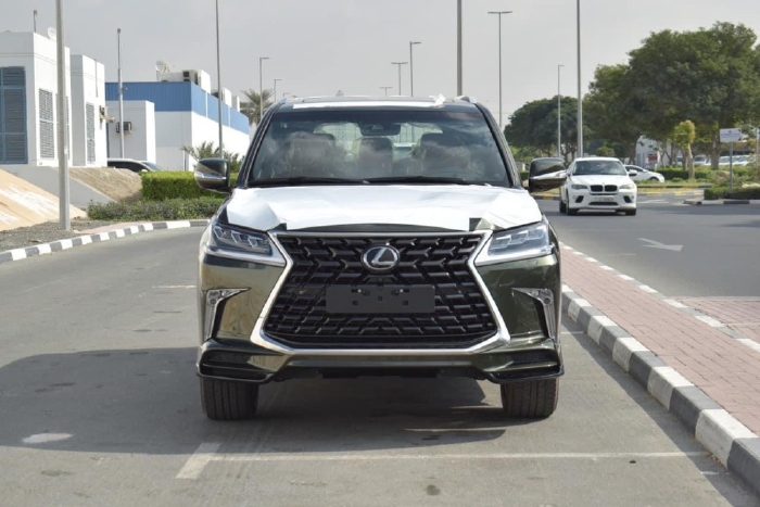 Lexus LX570 Super Sport sản xuất 2021, mới 100%, xe giao ngay giá tốt.