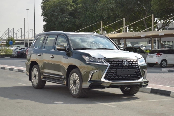 Lexus LX570 Super Sport sản xuất 2021, mới 100%, xe giao ngay giá tốt.