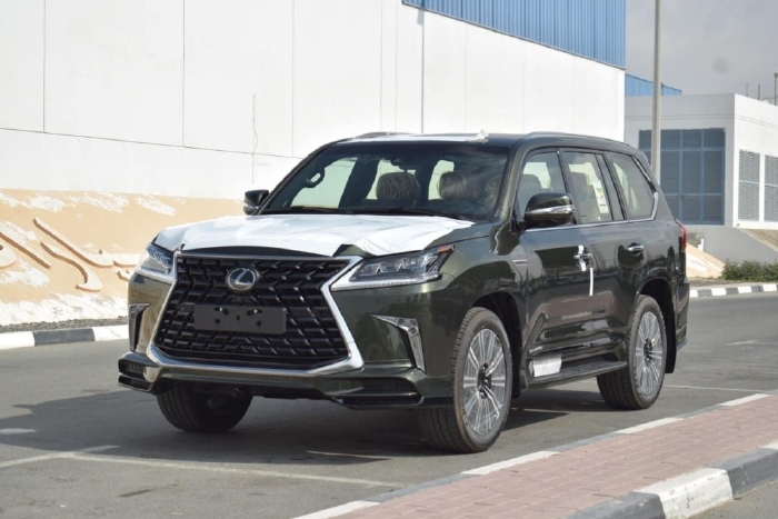 Lexus LX570 Super Sport sản xuất 2021, mới 100%, xe giao ngay giá tốt.