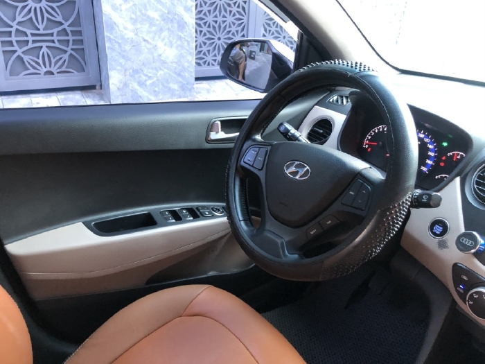  Hyundai Grand I10 2019, bản full start-stop số sàn, màu trắng