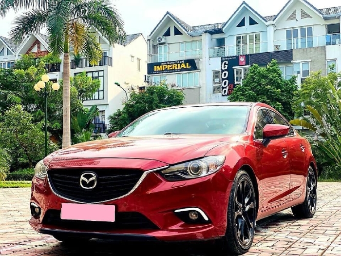  Mazda 6 đời 2017, bản full 2.5, số tự động, màu đỏ tươi