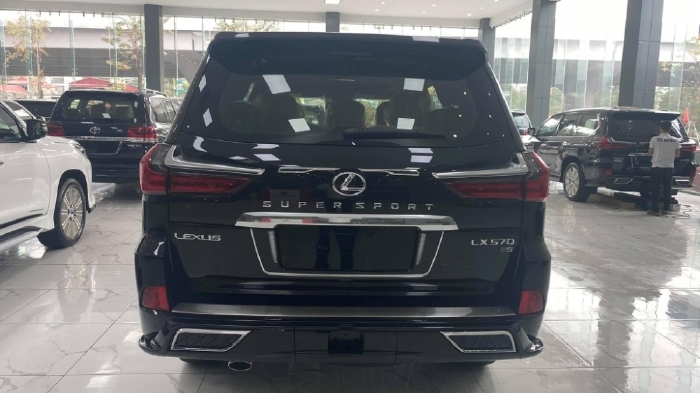 Bán xe Lexus Lx570 Super Sport, sản xuất 2021, bản mới nhất full đồ, xe có sẵn, giá tốt.