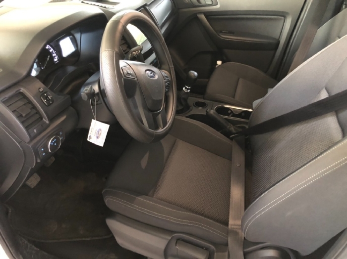 Ford Everest 2019 , máy dầu , số sàn