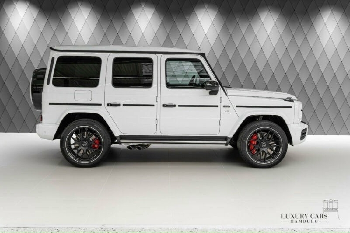 Bán xe Mercedes-Benz G63 Night Packge sản xuất năm 2021, mới 100%.