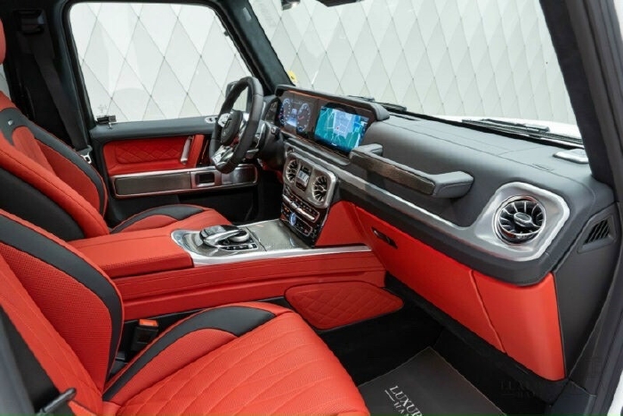Bán xe Mercedes-Benz G63 Night Packge sản xuất năm 2021, mới 100%.