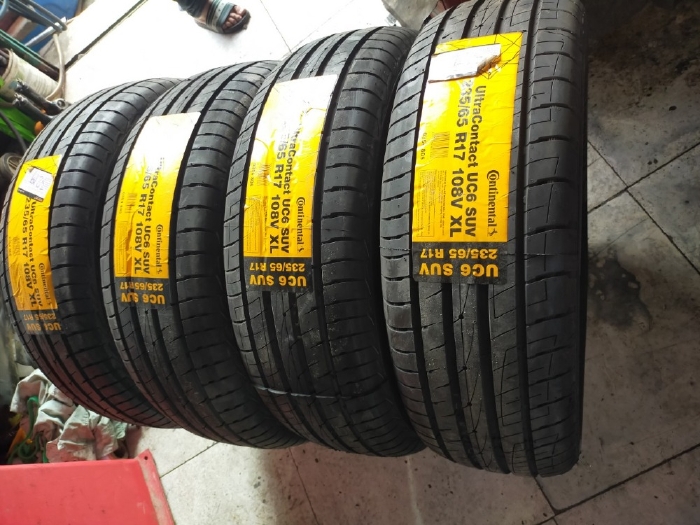 Lốp continental 235/65r17 