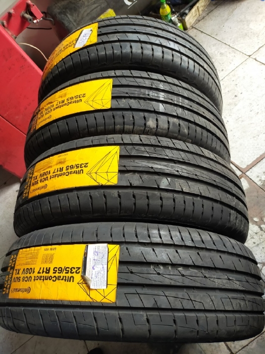Lốp continental 235/65r17 