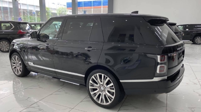 Range Rover SV Autobiography L, phiên bản cao cấp nhất sản xuất 2021,xe có sẵn giao ngay.