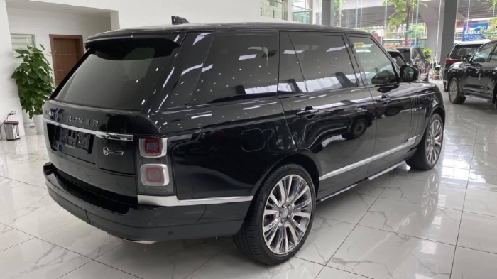 Range Rover SV Autobiography L, phiên bản cao cấp nhất sản xuất 2021,xe có sẵn giao ngay.