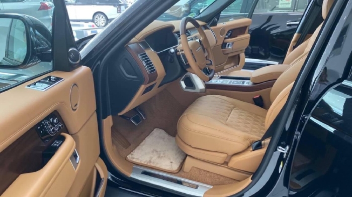 Range Rover SV Autobiography L, phiên bản cao cấp nhất sản xuất 2021,xe có sẵn giao ngay.