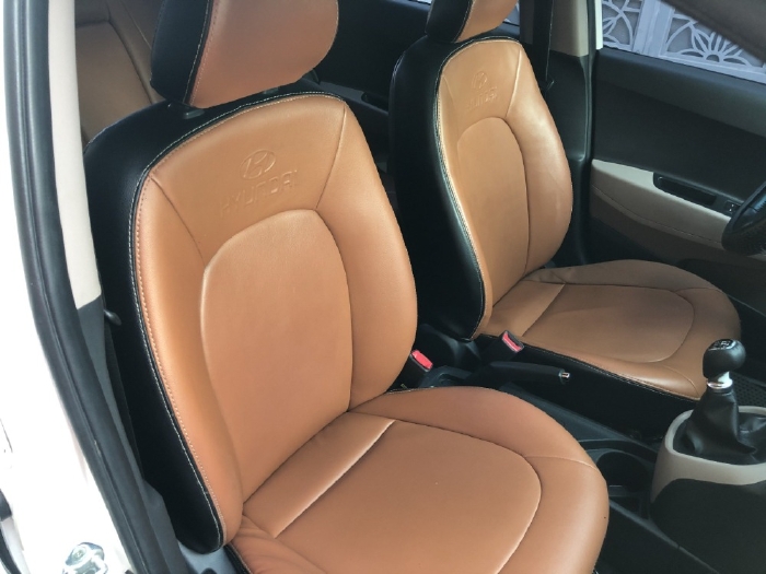 Hyundai Grand I10 2019, bản full start-stop số sàn, màu trắng