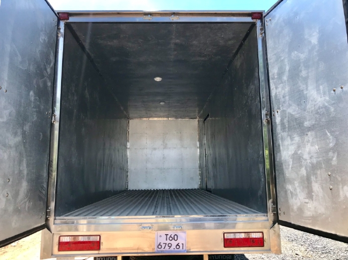 HYUNDAI MIGHTY EX8 GTL Thùng kín
