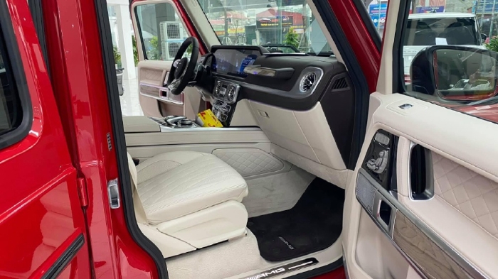 Bán Mercedes G63 AMG sản xuất 2021, bản cao cấp nhất. xe giao ngay.