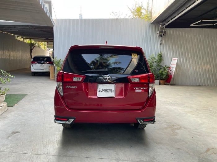 Cần bán xe Toyota Innova Venture 2018