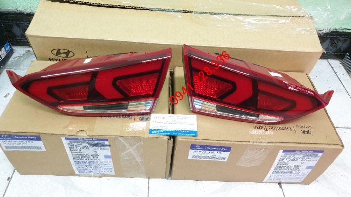 92403H6100 92404H6100  Đèn hậu trong (có led)Hyundai Accent