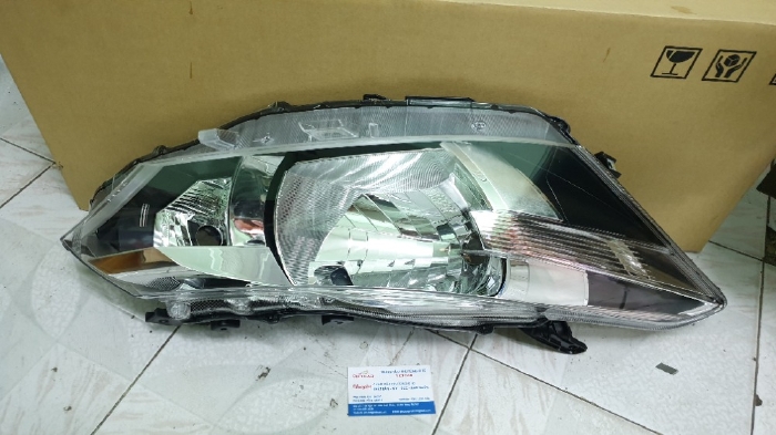 81110-0D590 /81110-0D591  81150-0D590	 811300DK00  Đèn Pha  TOYOTA Vios
