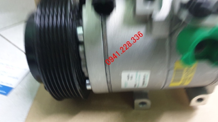 977014H000 / 977014H010 Lốc điều hòa (lốc lạnh) Hyundai Starex