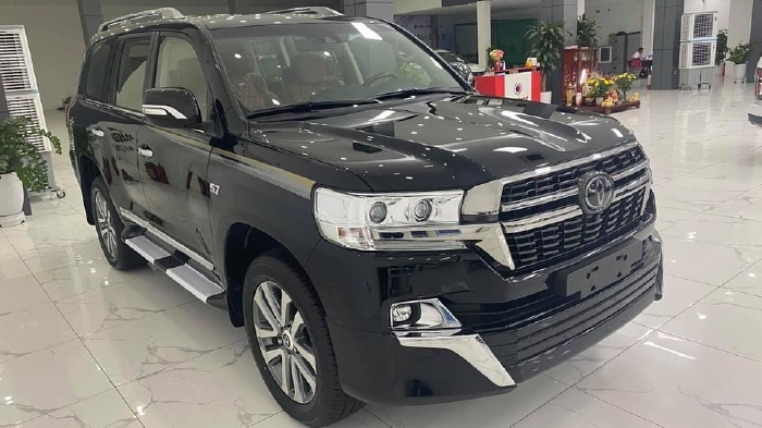 Bán Toyota Land cruiser 5.7 MBS 4 ghế thương gia siêu VIP, sản xuất 2021, xe giao ngay.