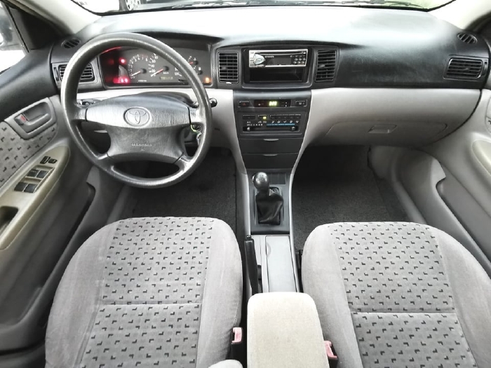 bán Toyota Altis 2003, số sàn, màu trắng
