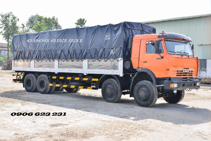 Xe tải 4 giò Kamaz, Bán xe tải Kamaz thùng 9m Tặng 100% trước bạ