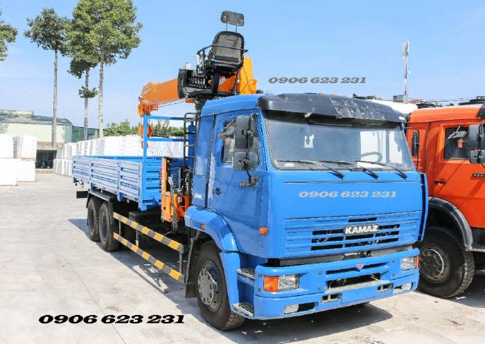 Xe tải cẩu 8 tấn