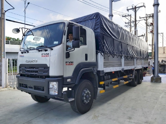 Giá xe tải Isuzu FVM 1500 15 tấn