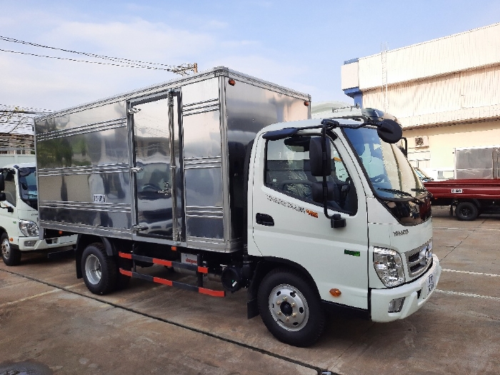Xe tải Thaco Ollin 490 2021 thùng kín, tải trọng 2,1T, xe tải nhẹ giá rẻ - chất lượng bền bỉ - vận hành tốt.